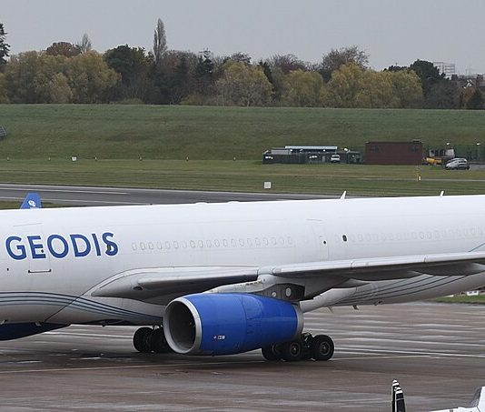 GEODIS to work with the NAOS Group in decarbonizing its supply chain